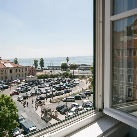 Apartment Downtown Seaview Lisbon